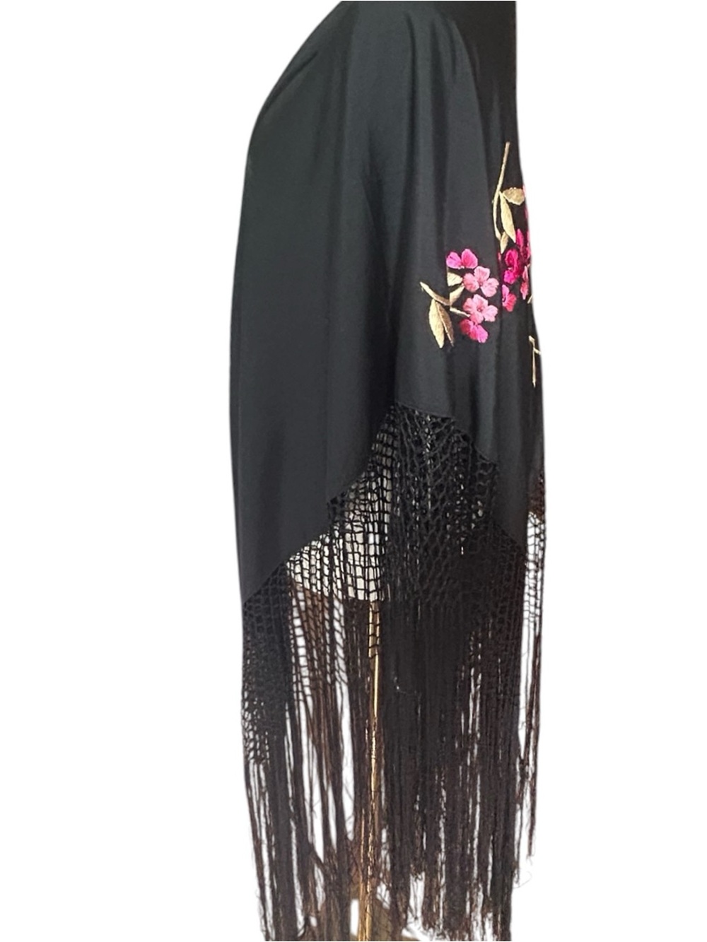 Vintage 1920-30s Black Silk Embroidered Piano Shawl with 21” Fringe - Picture 8 of 12